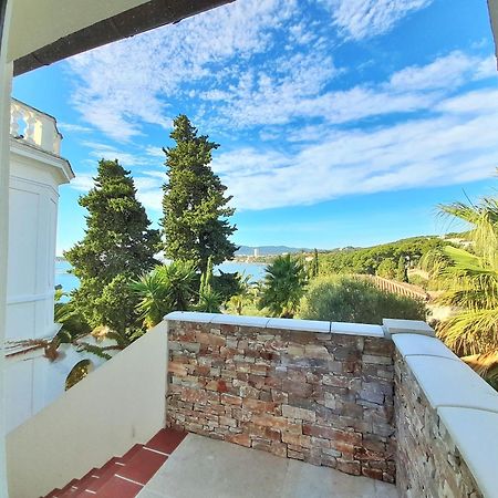 Villa-Chateau Les Terrasses - Tamaris, Plage Des Sablettes, Mer Au Bas De La Propriete La Seyne-sur-Mer Esterno foto