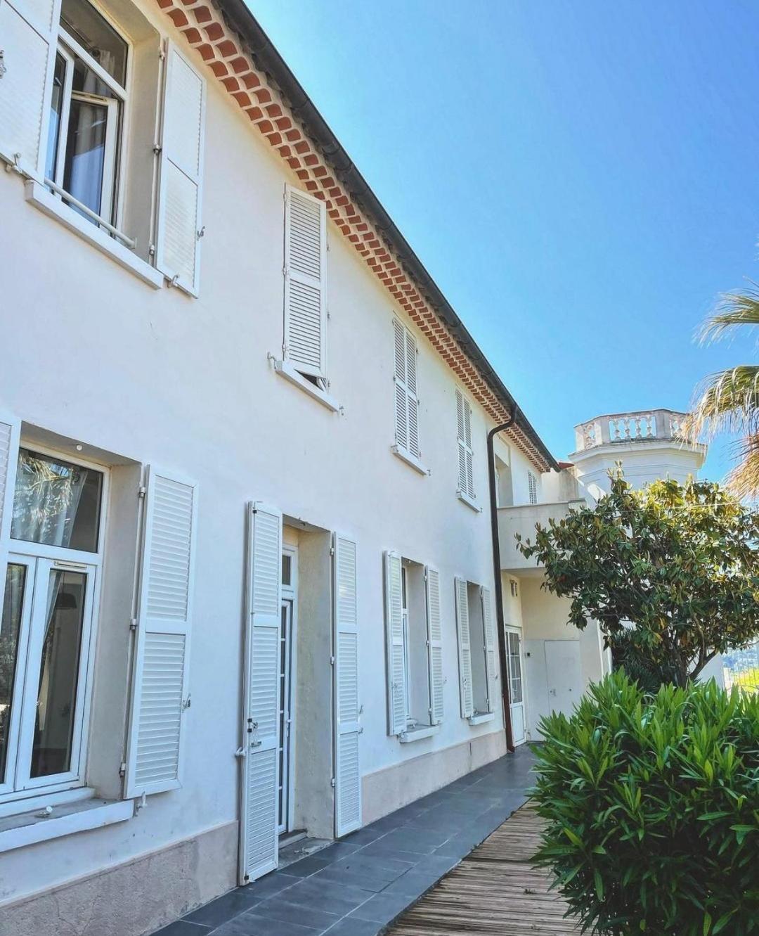 Villa-Chateau Les Terrasses - Tamaris, Plage Des Sablettes, Mer Au Bas De La Propriete La Seyne-sur-Mer Esterno foto