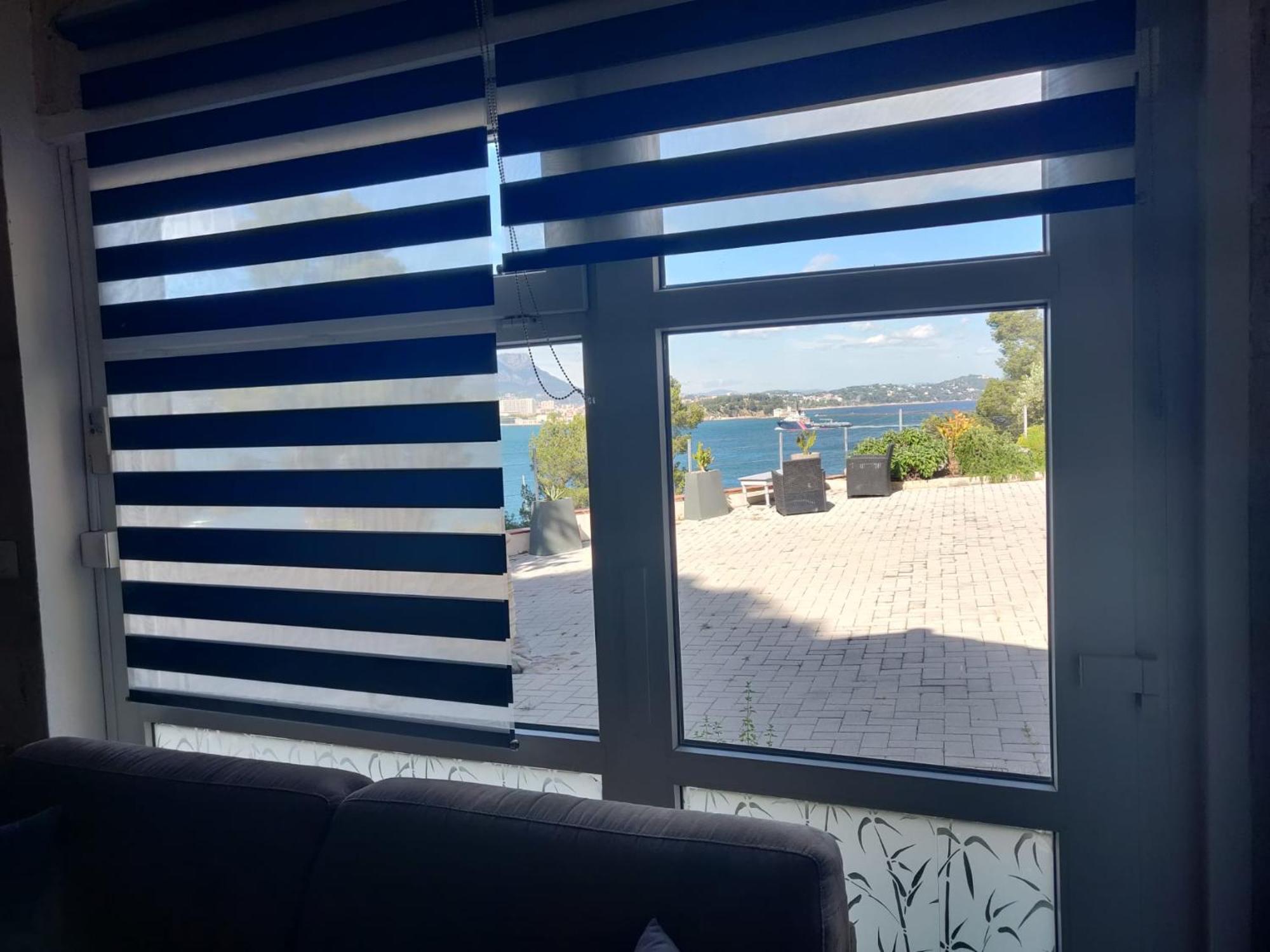 Villa-Chateau Les Terrasses - Tamaris, Plage Des Sablettes, Mer Au Bas De La Propriete La Seyne-sur-Mer Esterno foto