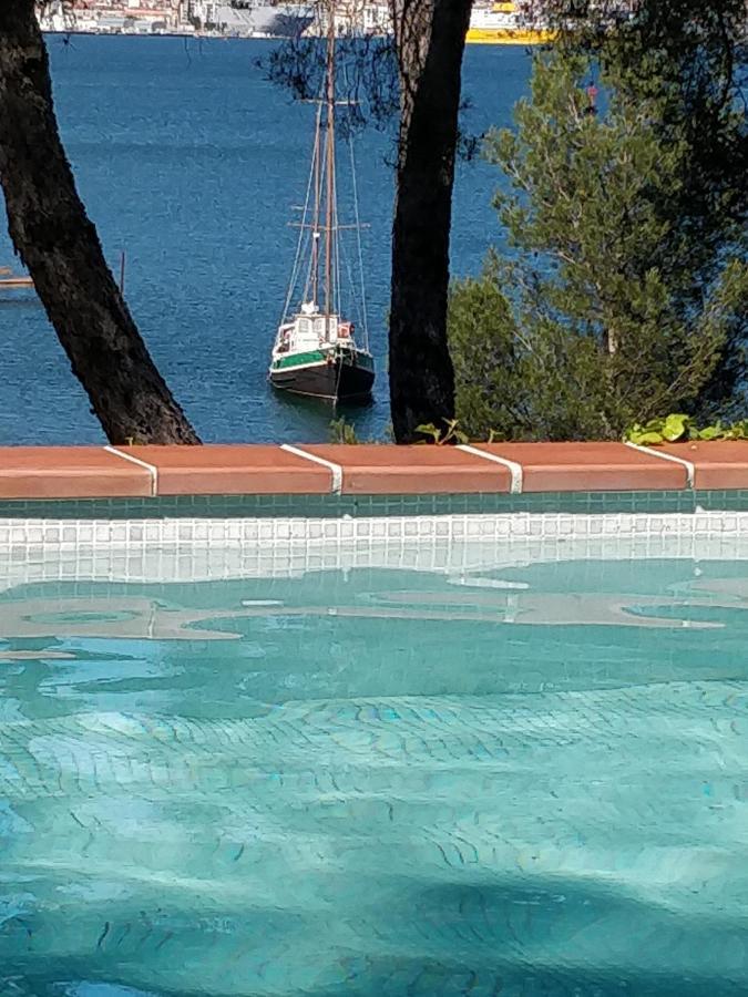 Villa-Chateau Les Terrasses - Tamaris, Plage Des Sablettes, Mer Au Bas De La Propriete La Seyne-sur-Mer Esterno foto
